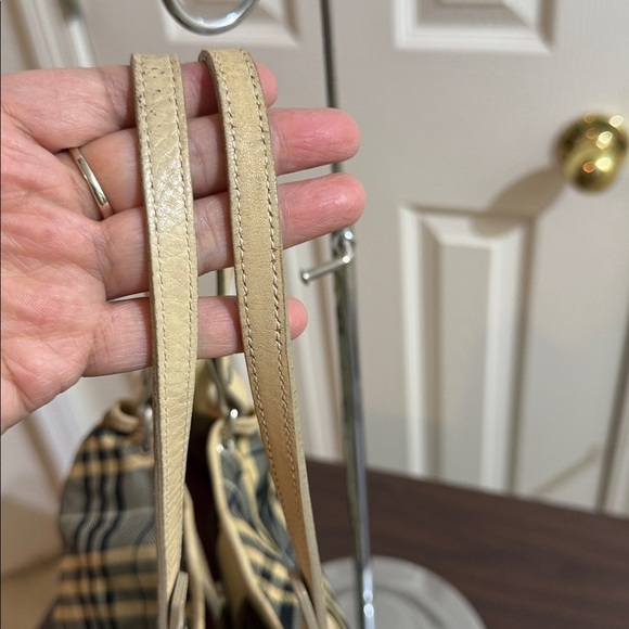 Burberry London- Blue Label - Picture 3 of 8